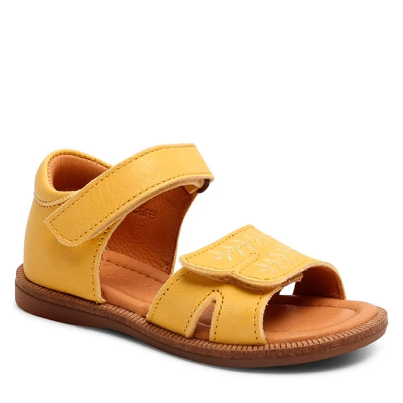 Bisgaard Alexa C Sandal Lemon Performance Running Sneaker Look  