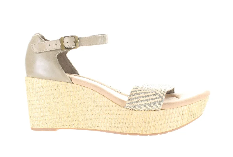 Clarks Womens Ankle Strap Sz 9.5 Quick - Dry Hiking Shoe Style   