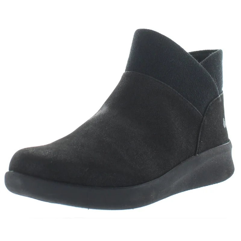 Cloudsteppers by Clarks Womens Sillian 2 Odusk Faux Leather Comfort Ankle Boots Minimalist Sneaker Style  