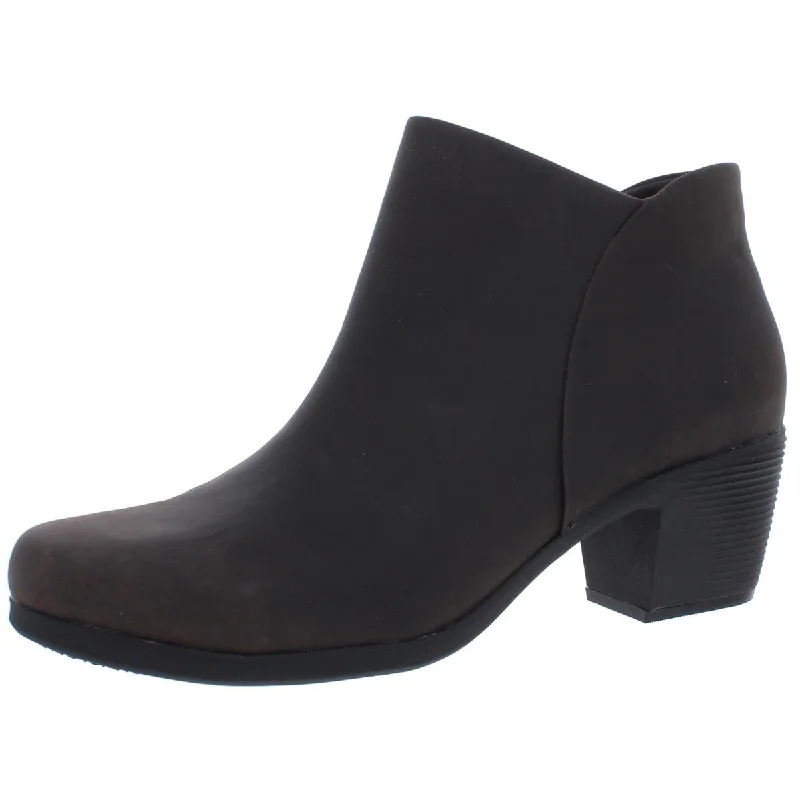 Unstructured by Clarks Womens Un Lindel Leather Stacked Heel Ankle Boots Glow - in - the - Dark Shoe Design  