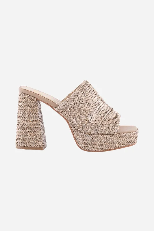Seychelles We Found Love Sandals in Raffia Taupe Rubber - Sole Plimsoll Look  