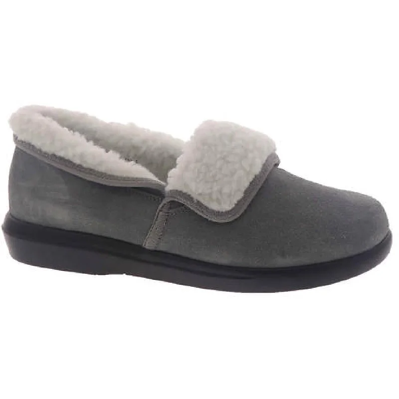 Colble Womens Suede Slip On Moccasin Slippers Victorian - Era Boot Style  