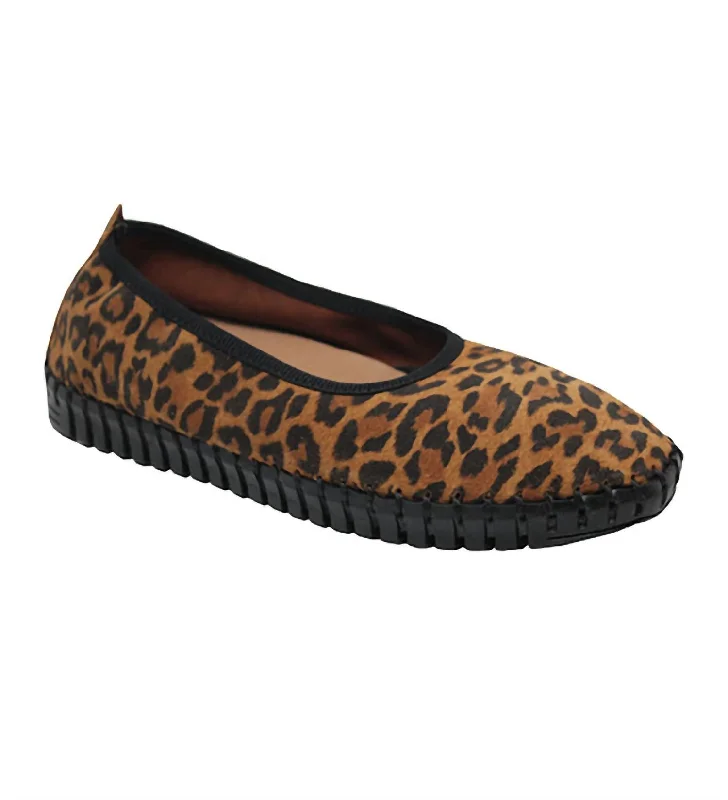 Raven Women's Shoes In Brown Neon - Accent Sneaker Look  