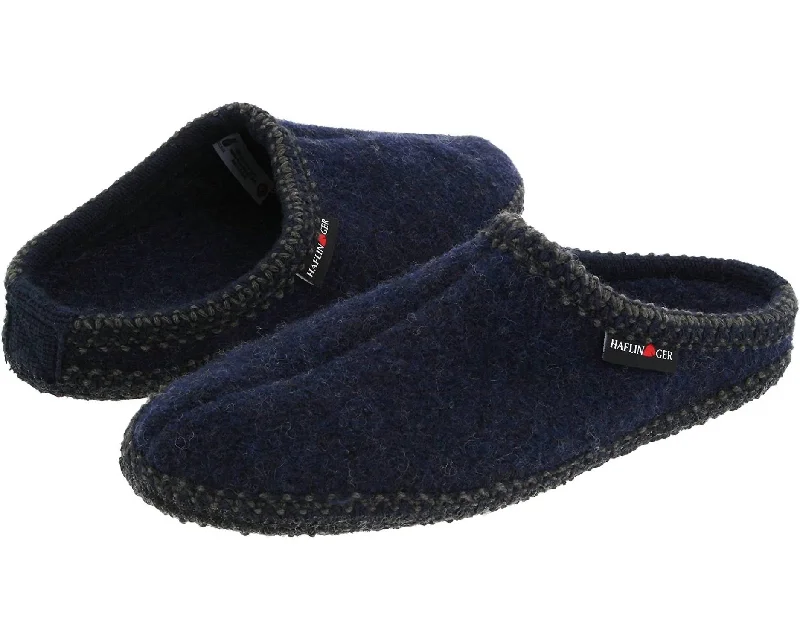 Unisex As Wool Slipper In Navy Camouflage Print Boot Style  