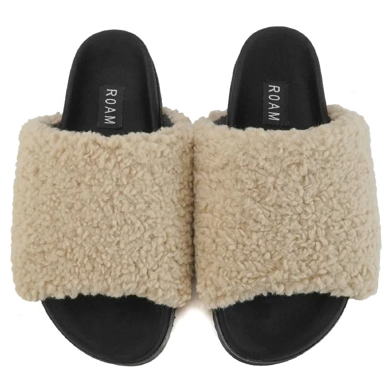 Women's Fuzzy Slippers In Nude Buckle -