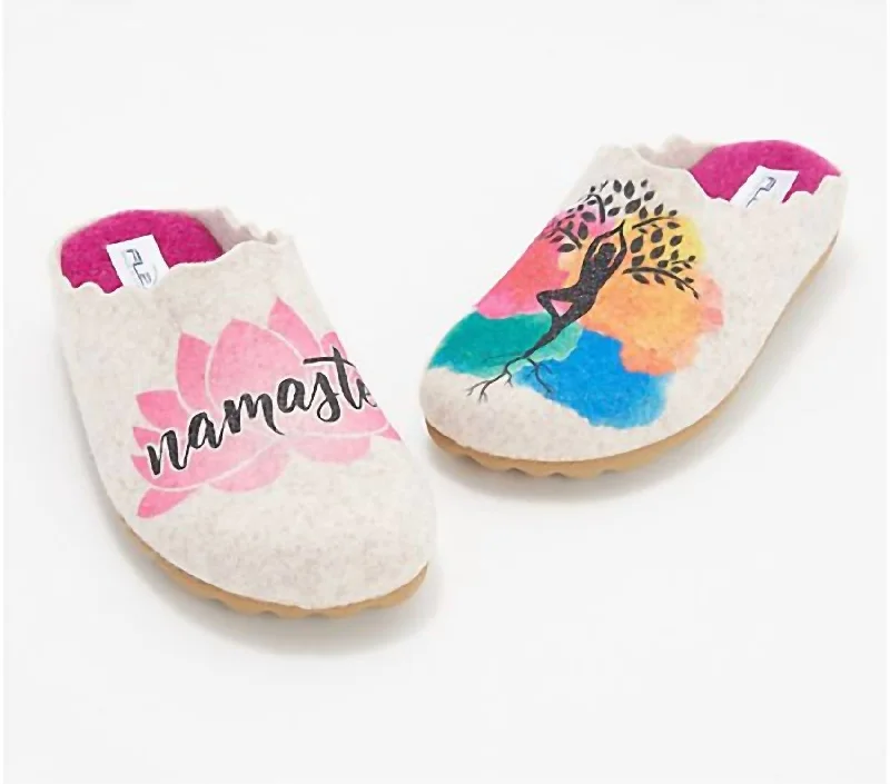 Women's Indoor/outdoor Namaste Slippers In Sand Vintage Oxford Appeal 