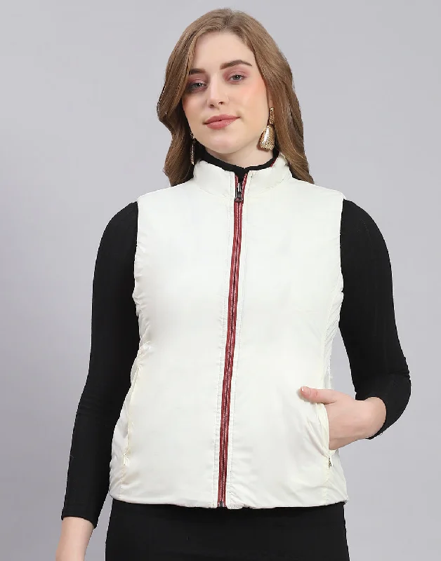 Women Maroon Solid Stand Collar Sleeveless Jacket