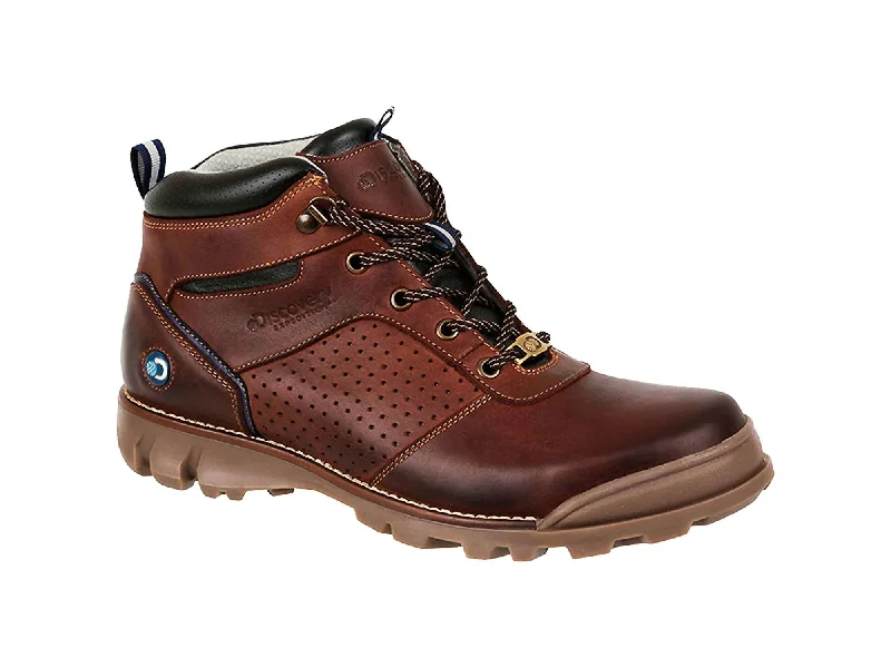 Men's Outdoor Boot Forlandet In Brown Quilted Shoe Design  