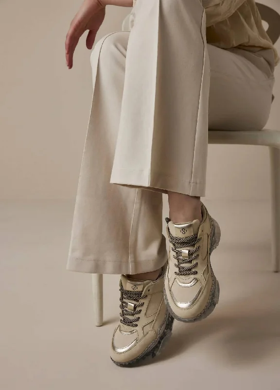 Sole Sneaker In Ivory Inflatable Shoe Look 