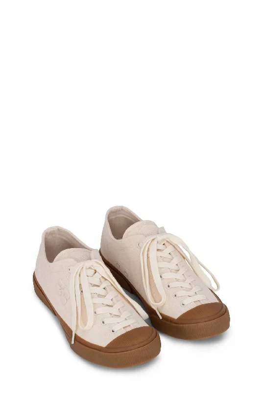 Women's Classic Low Sneakers In Egret Buckle -