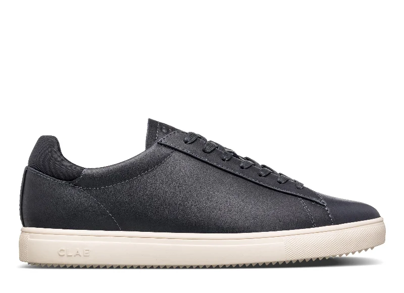 BRADLEY ESSENTIALS Minimalist Sneaker Style  