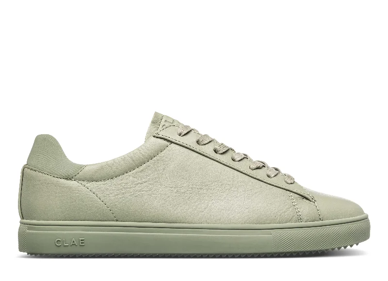 BRADLEY Minimalist Sneaker Style  