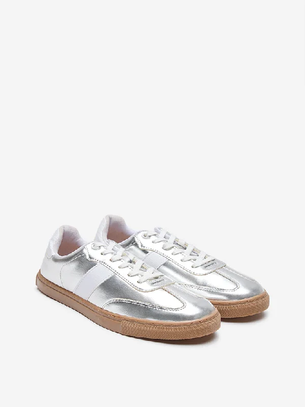 LUNA BLU Silver Metallic Lace-Up Sneakers Desert Boot Utility Style  