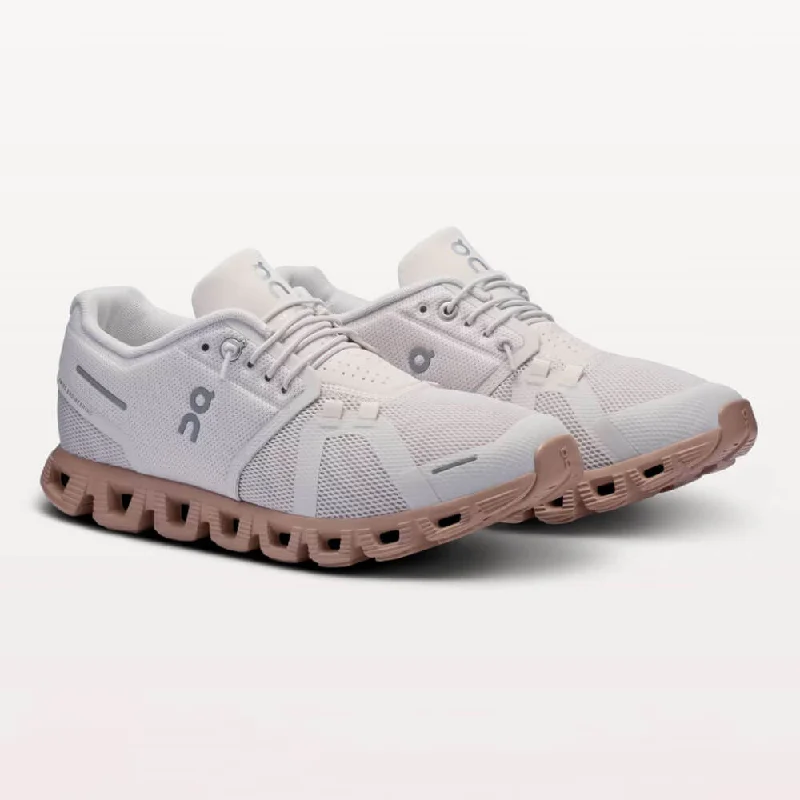 On Women's Cloud 5 Shoes - Sand Rosebrown Edwardian Shoe Look  
