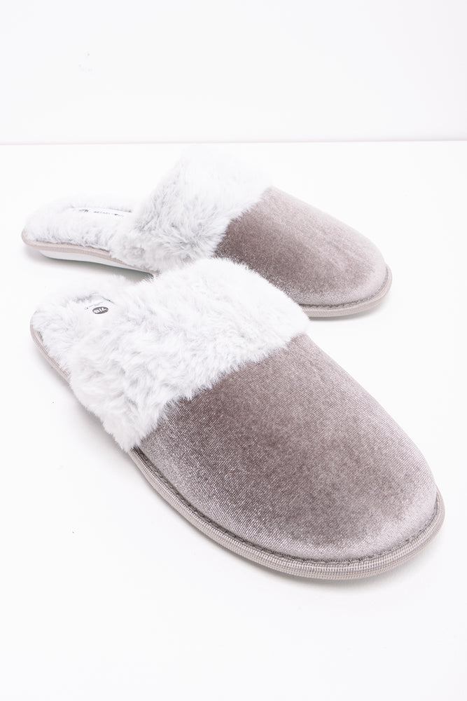 Slipper Dark Grey Aesthetic  